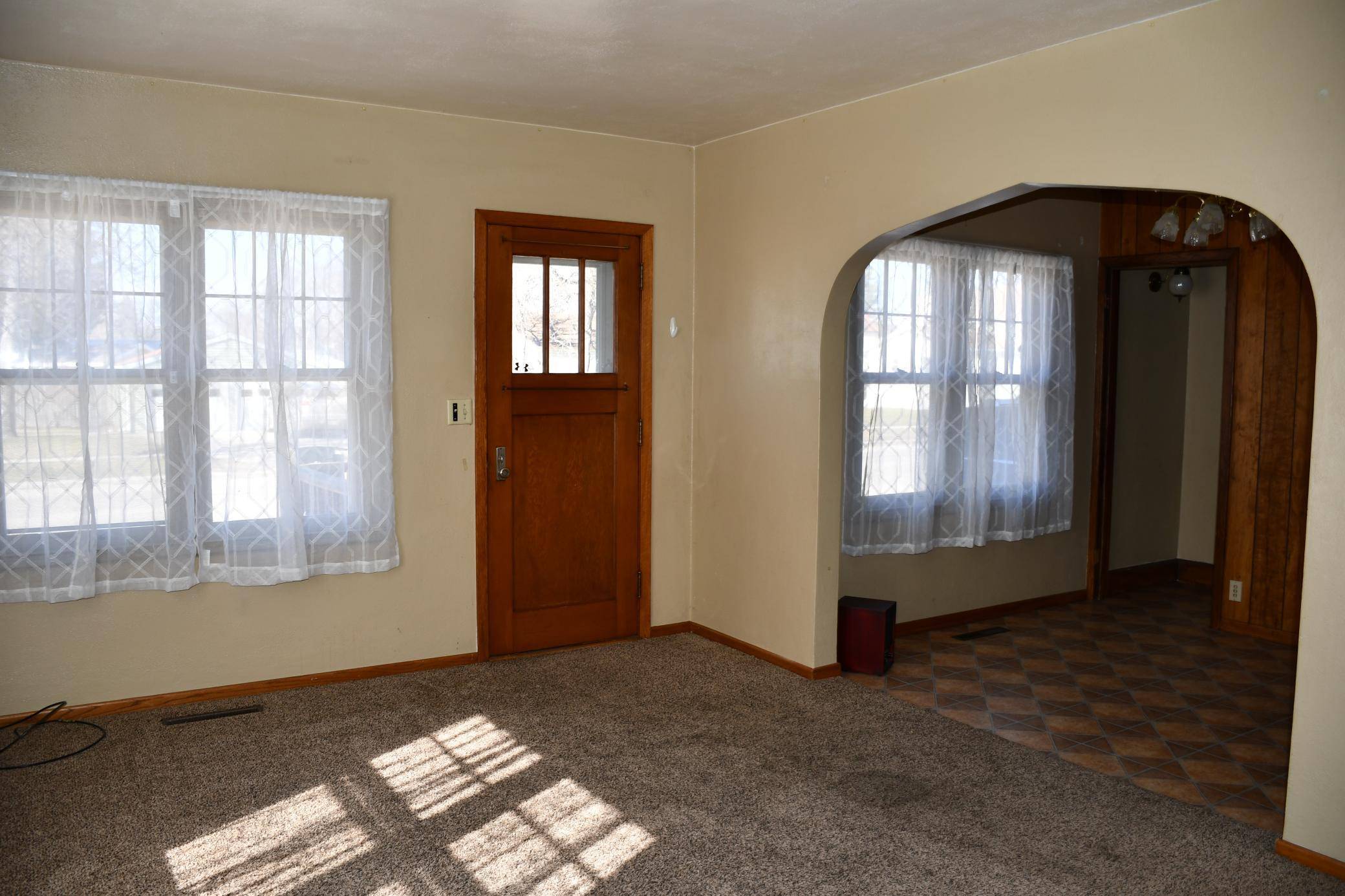 216 6th ST W, Thief River Falls, MN 56701