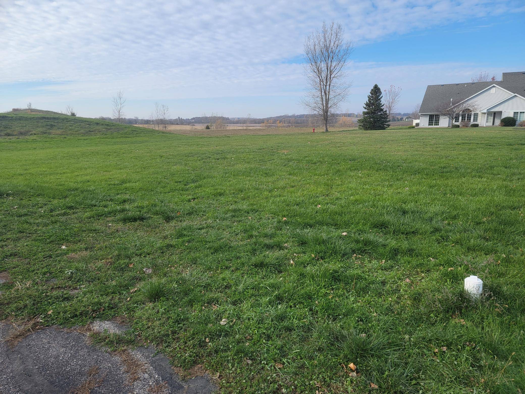 2601 8th ST NE, Waseca, MN 56093