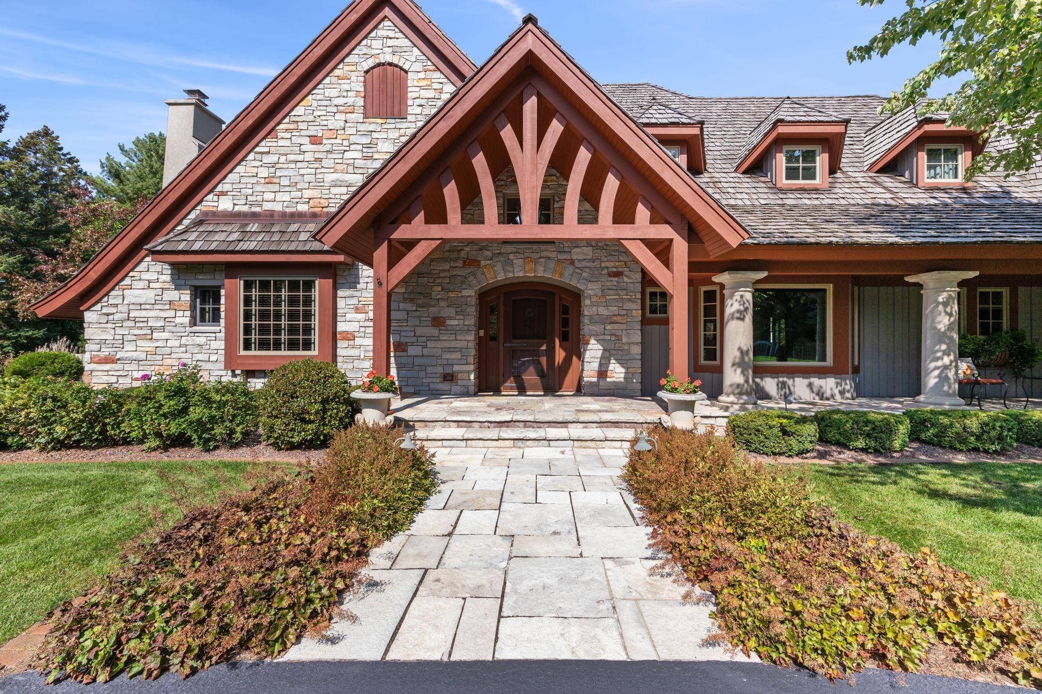 781 Ferndale RD N, Orono, MN 55391