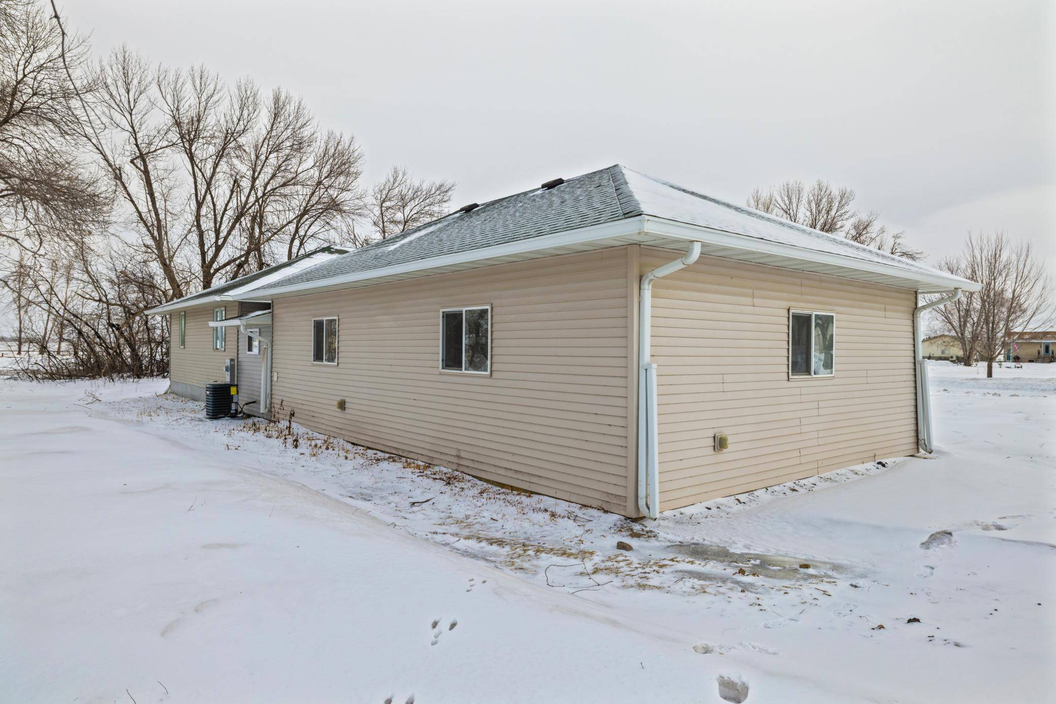 610 6th Street, Hope, ND 58046