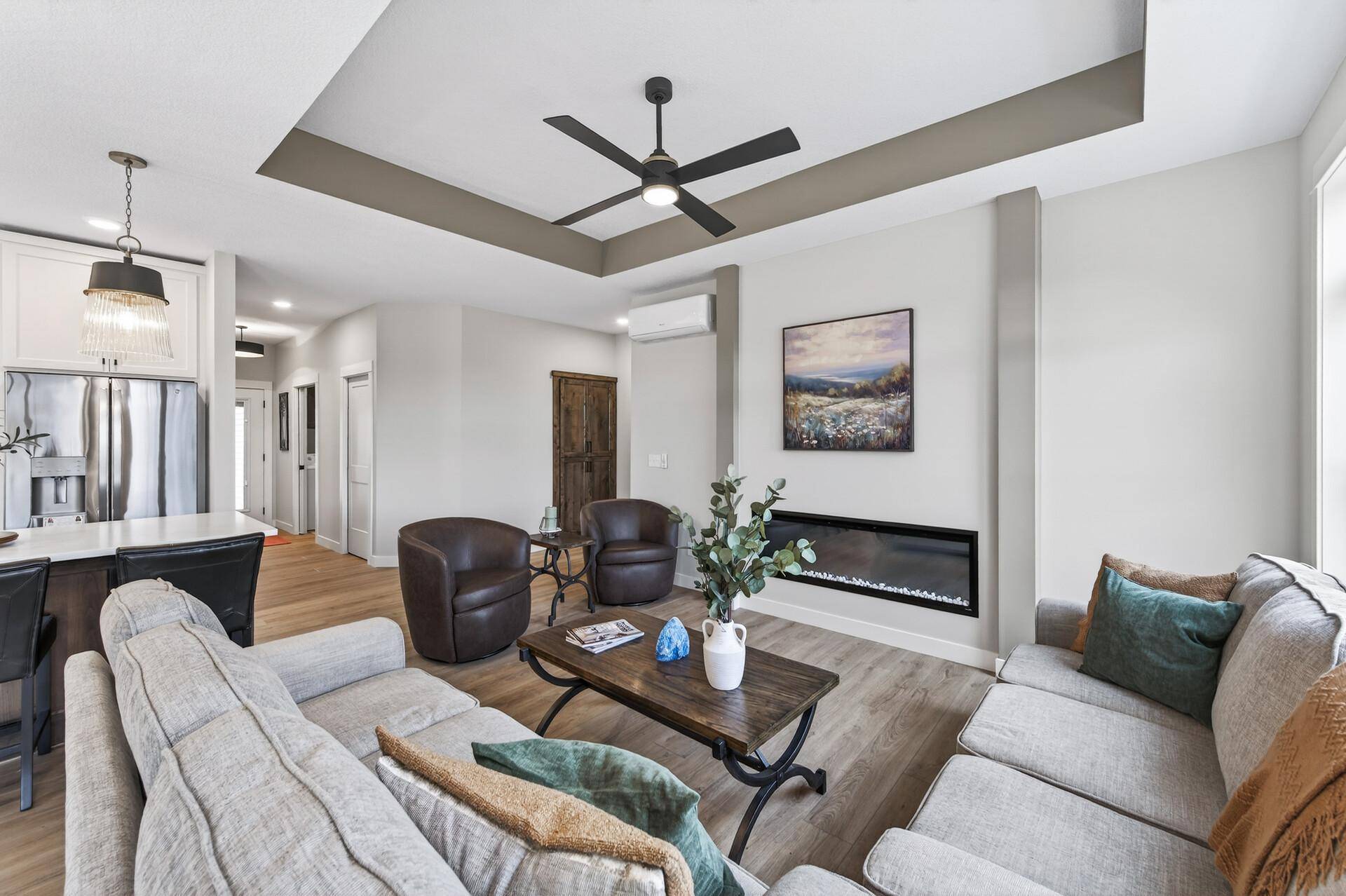 1201 Honeysuckle LN, Cambridge, MN 55008