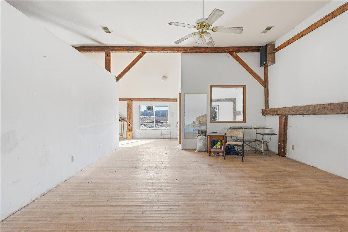 905 120th ST, Roberts, WI 54023