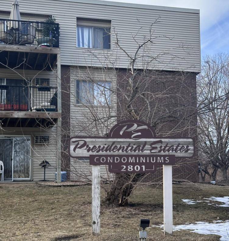 2801 Flag AVE N #102, New Hope, MN 55427