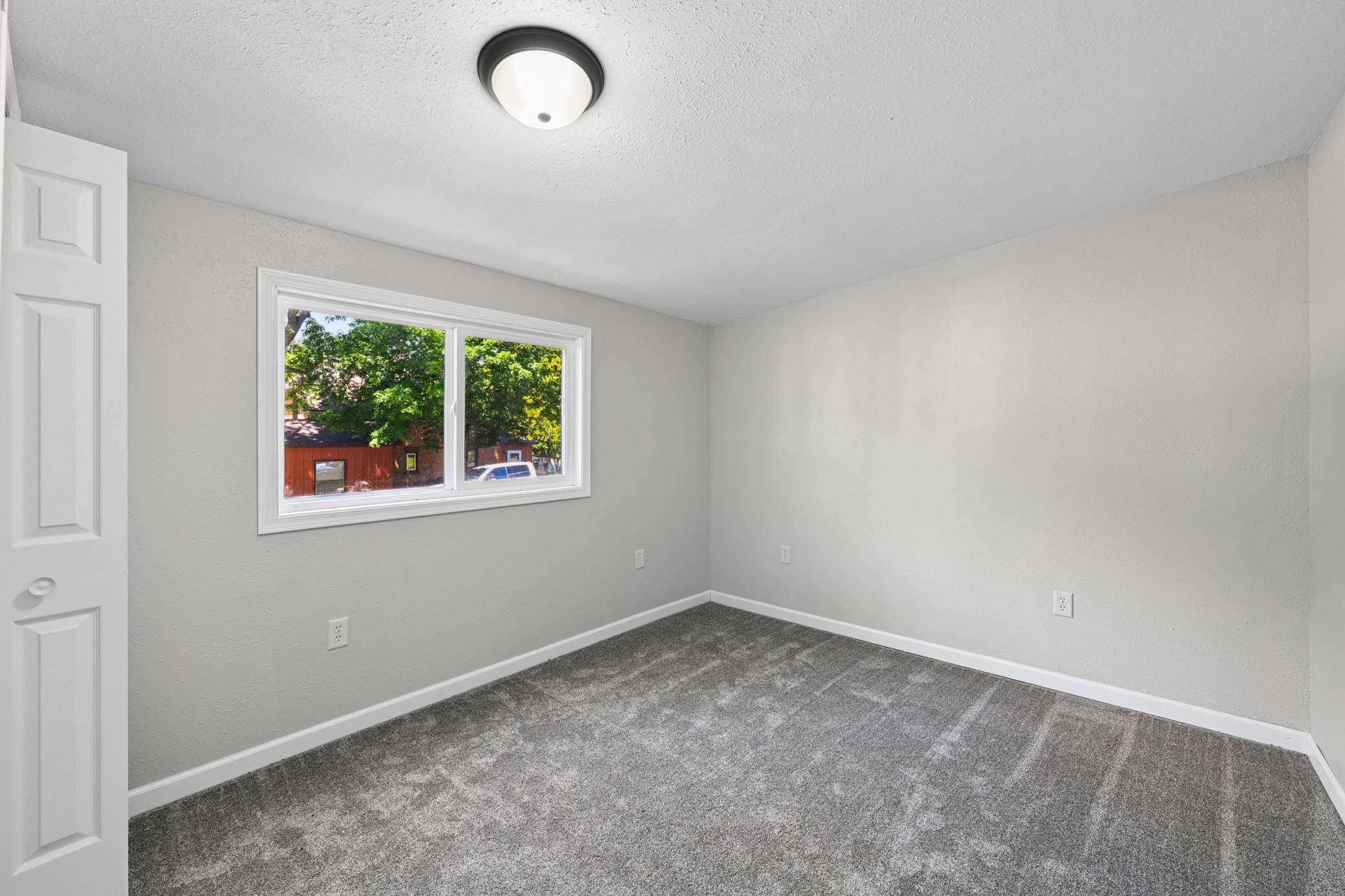 108 Maple ST, Jackson, MN 56143
