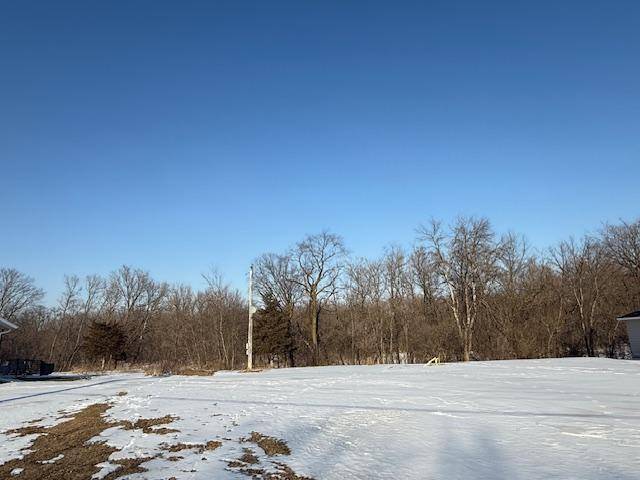 916 Jefferson DR, Zumbrota, MN 55992