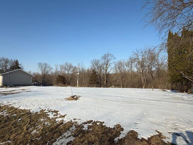 916 Jefferson DR, Zumbrota, MN 55992
