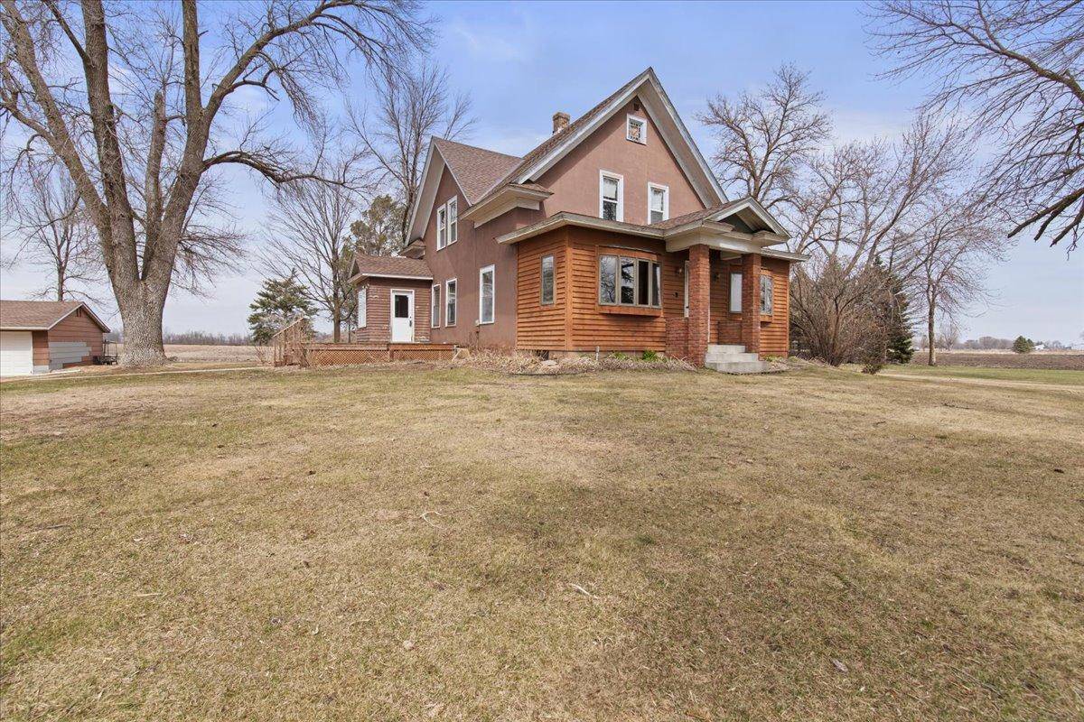15550 County Road 20, Watertown, MN 55388