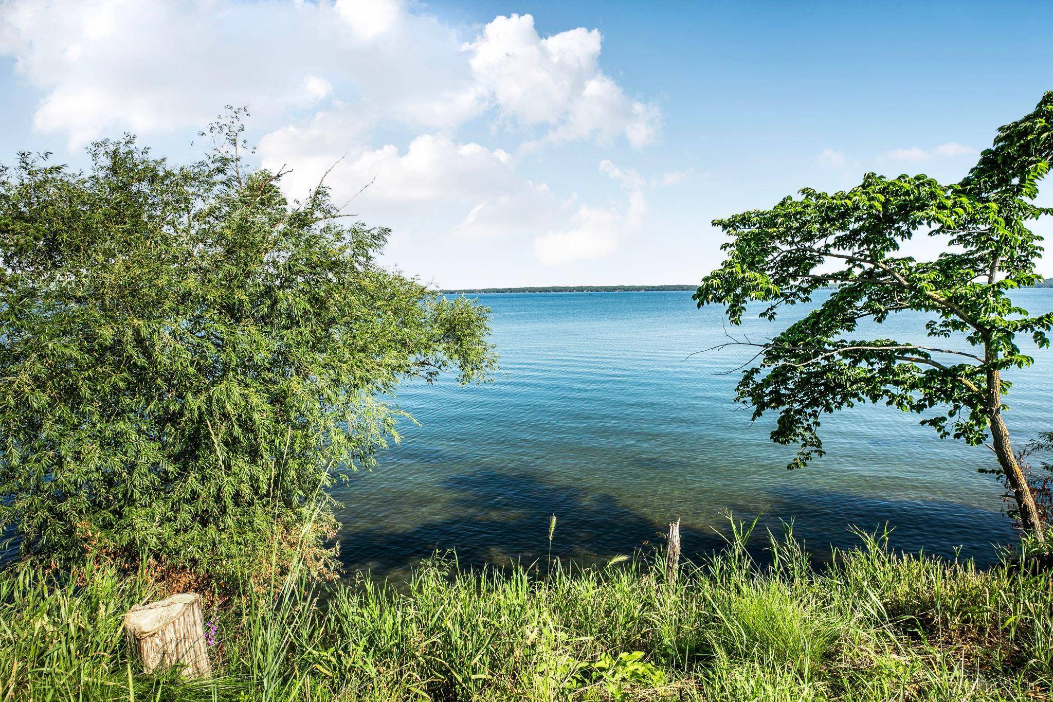 11616 Indian Beach RD, Spicer, MN 56288