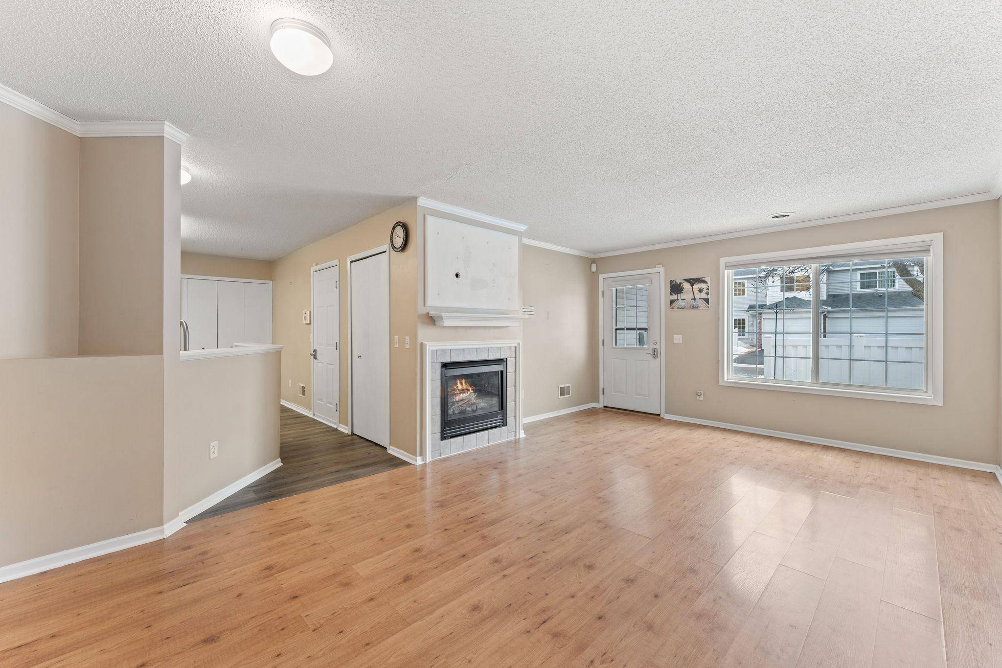 15816 Fleet TRL #237, Apple Valley, MN 55124