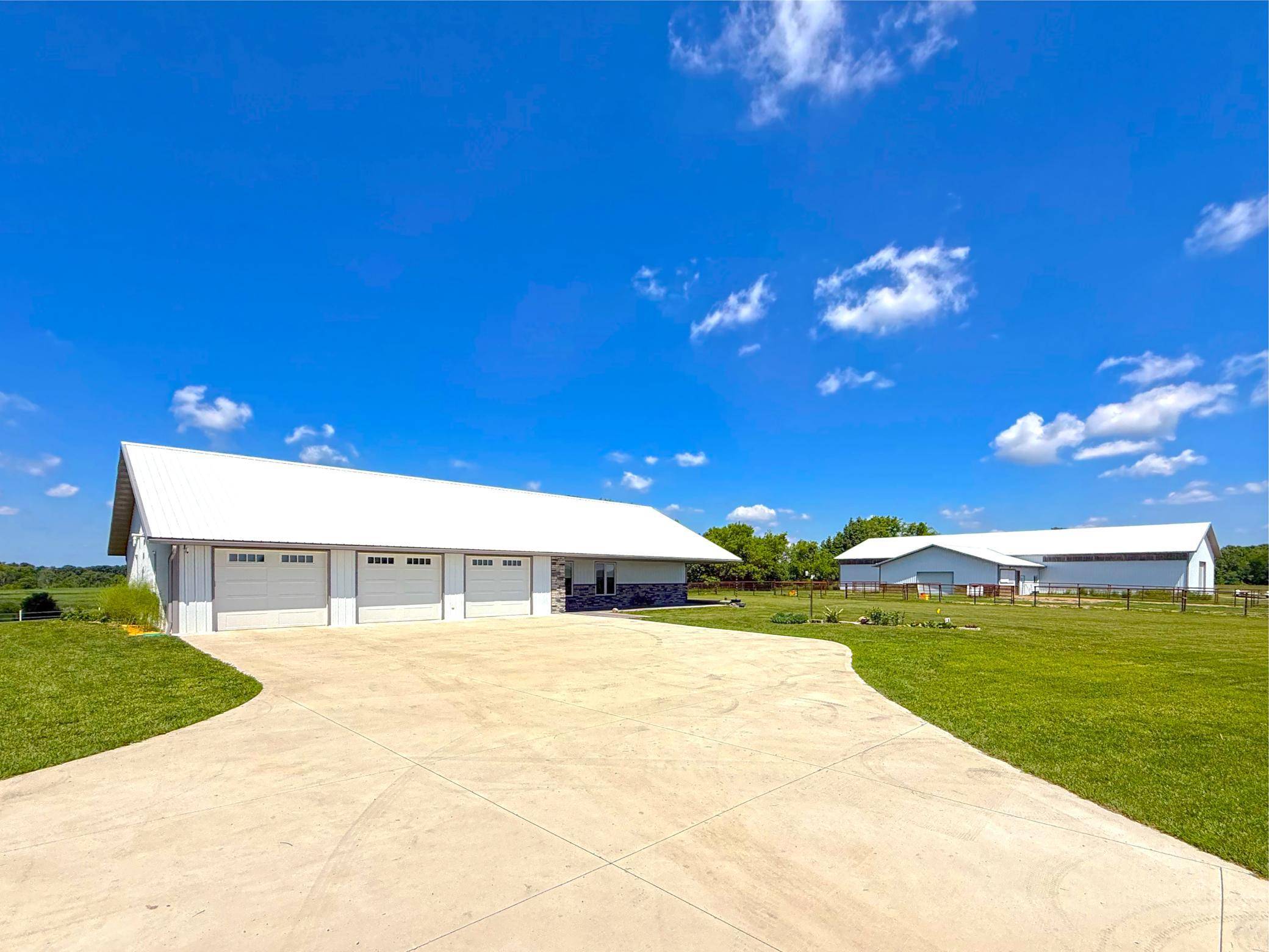2253 Mitchell AVE NW, Annandale, MN 55302