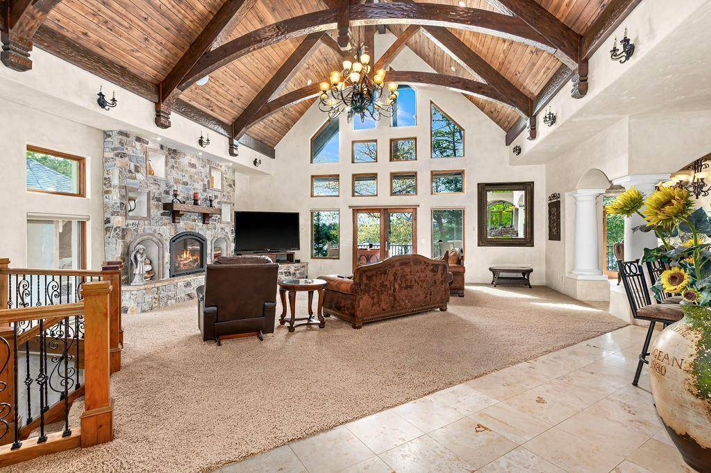 3993 Scenic View RD, Moose Lake, MN 55767