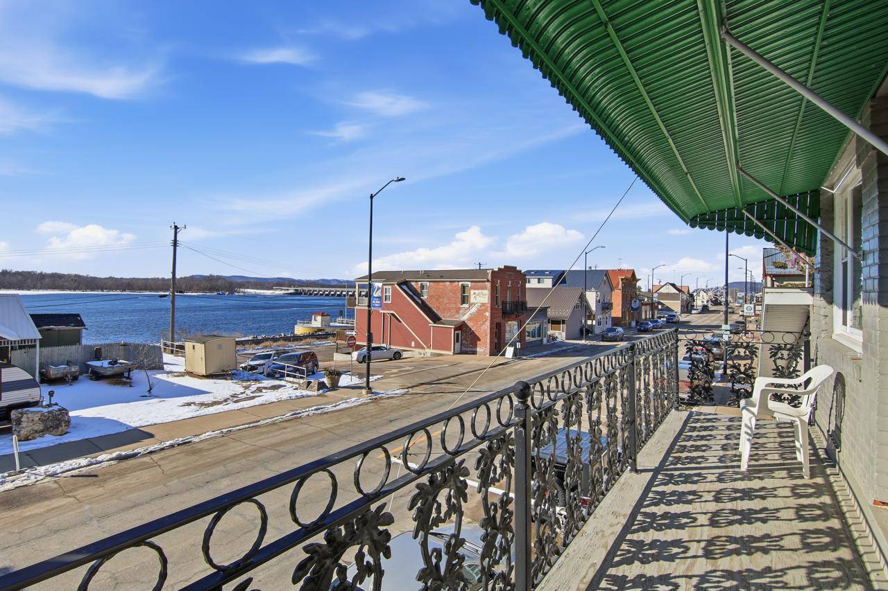 103 S Main ST, Alma, WI 54610