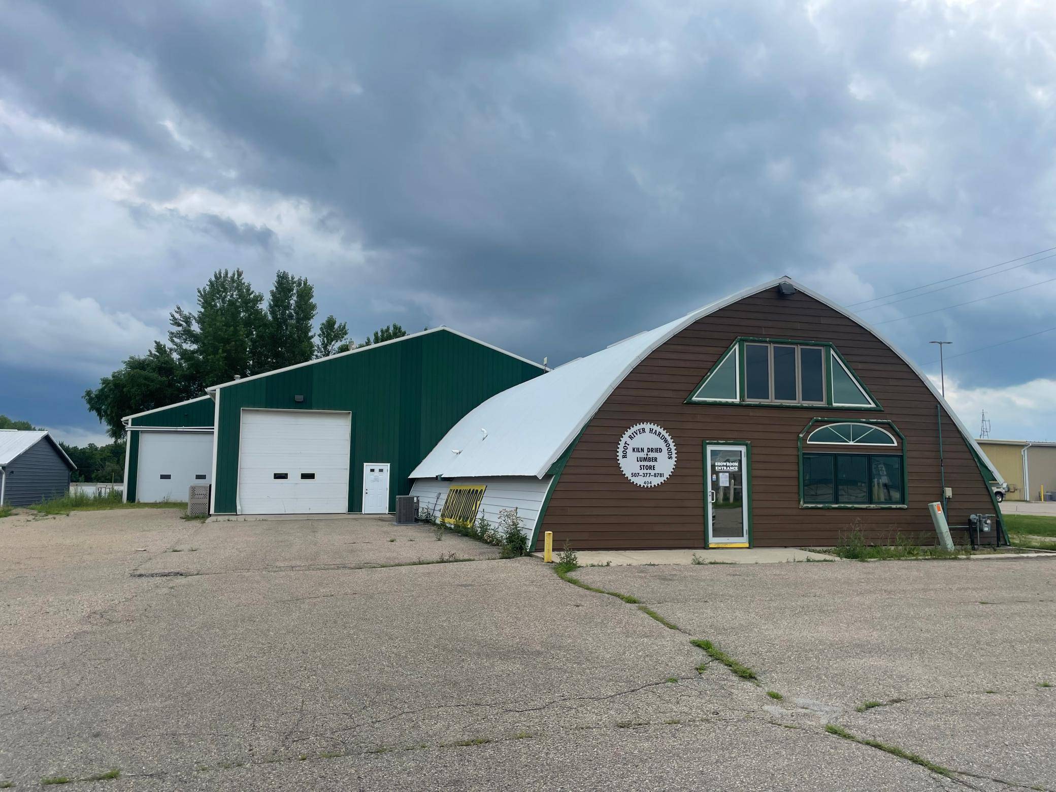 404 Airport RD, Albert Lea, MN 56007