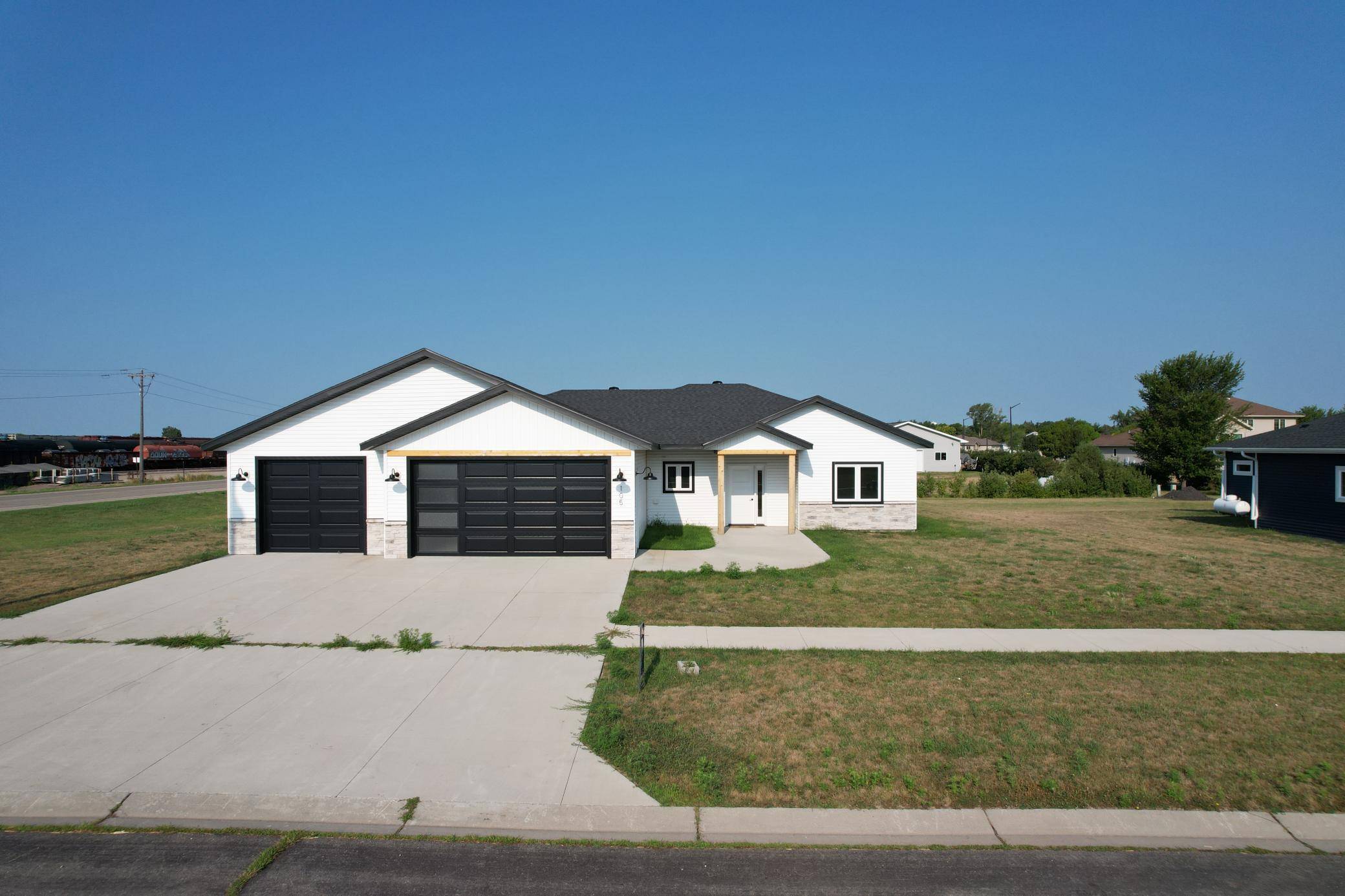 105 16th ST N, Breckenridge, MN 56520