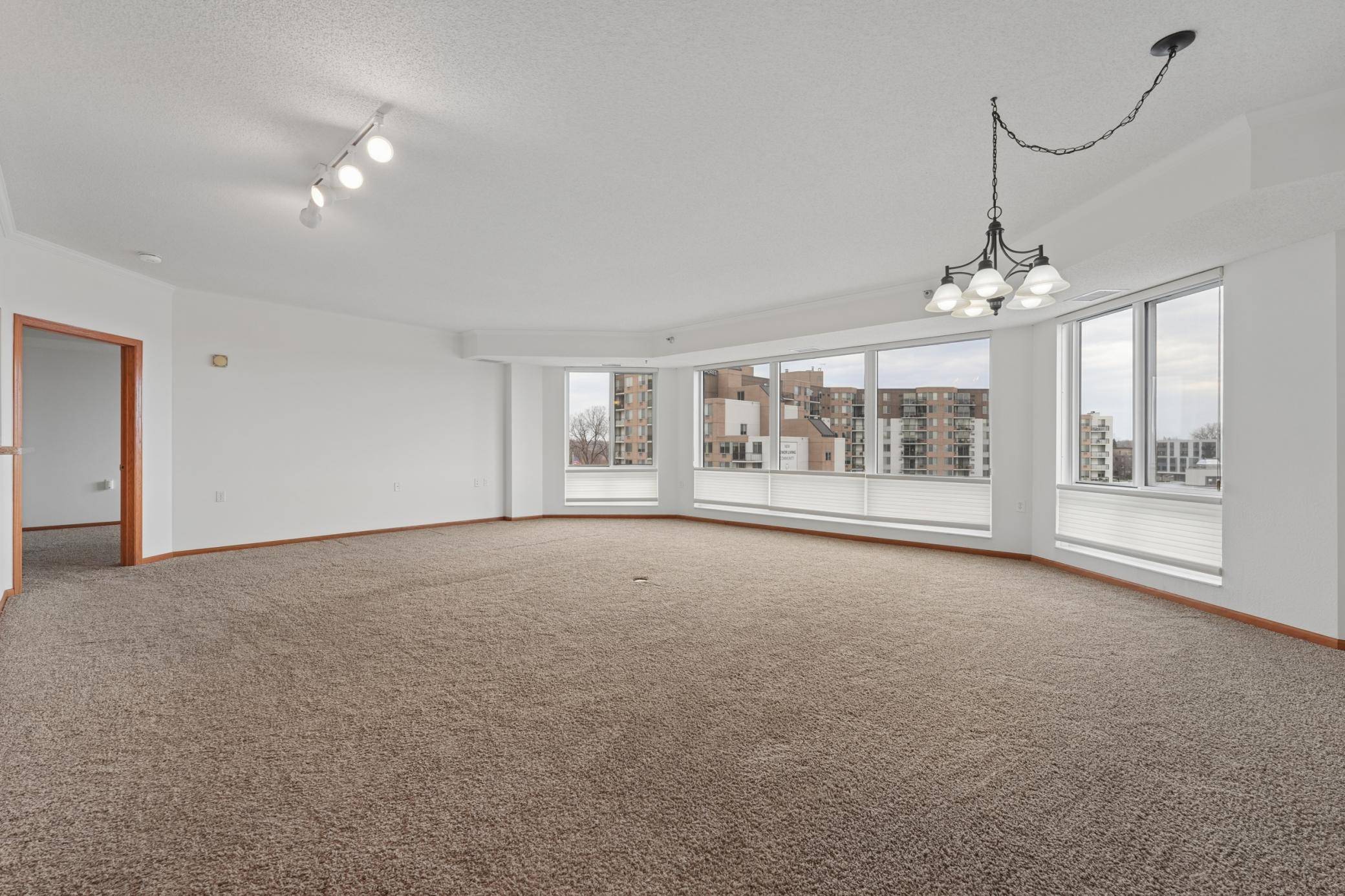 6600 Lyndale AVE S #402, Richfield, MN 55423