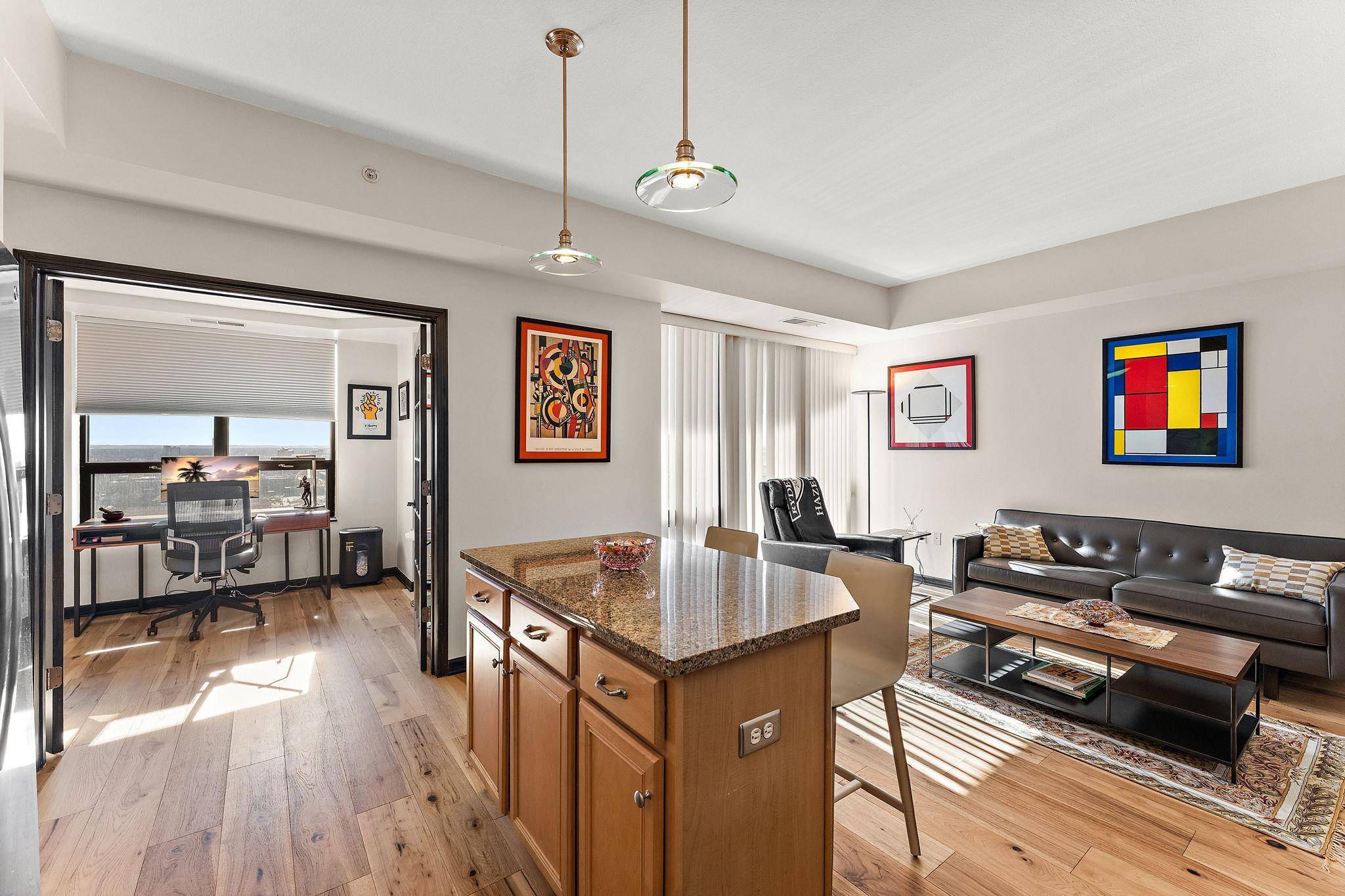 500 E Grant ST #1806, Minneapolis, MN 55404
