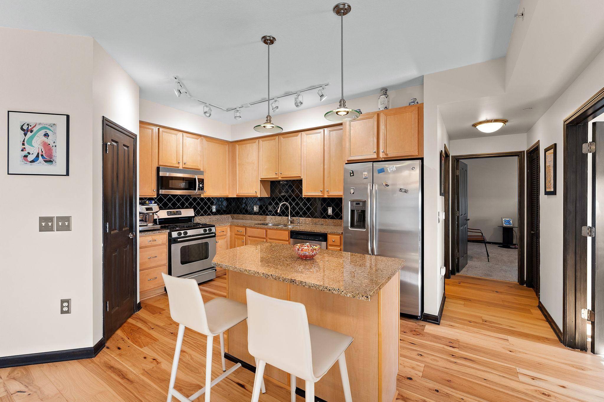 500 E Grant ST #1806, Minneapolis, MN 55404