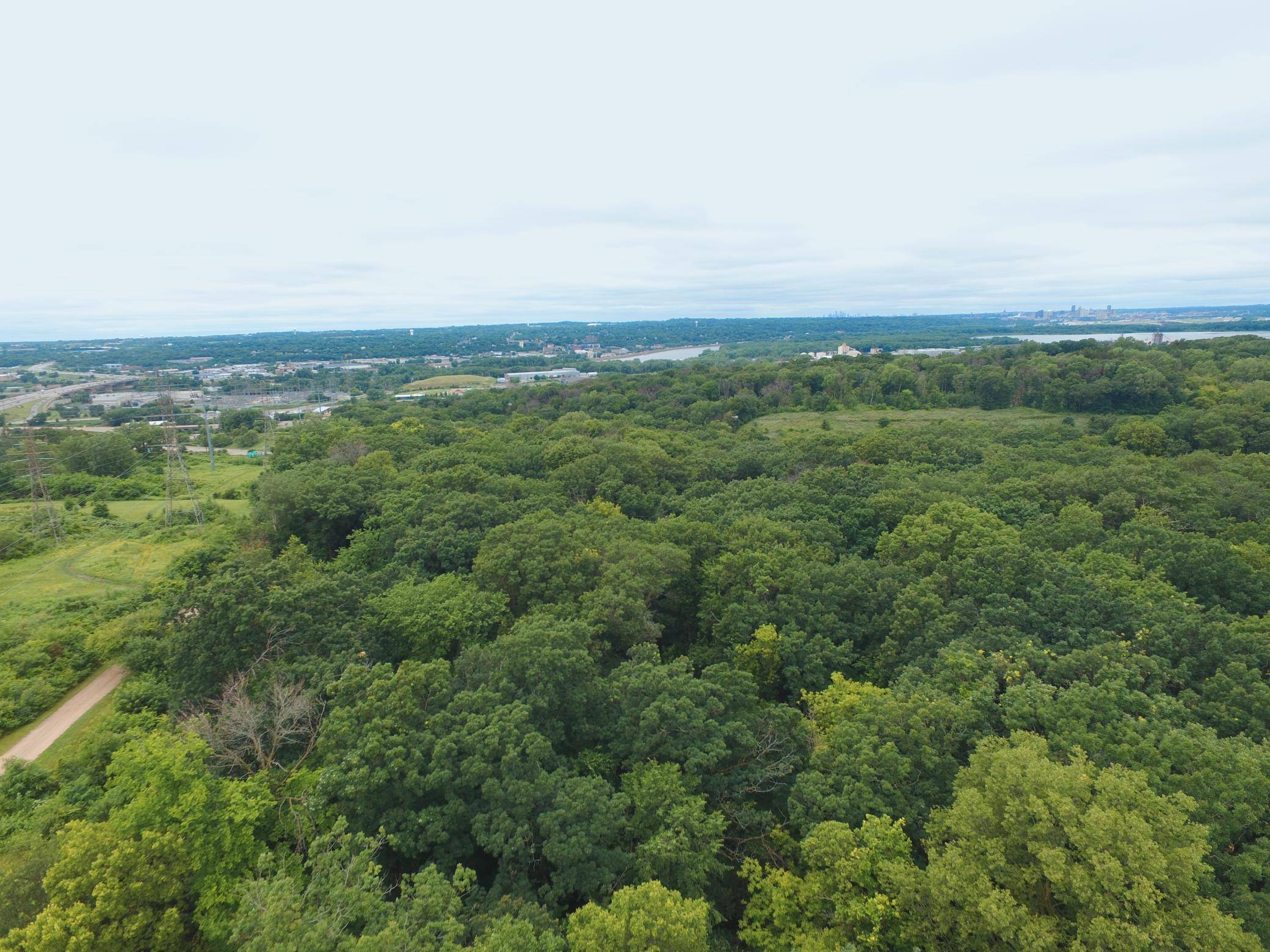 TBD Sterling ST S, Maplewood, MN 55119