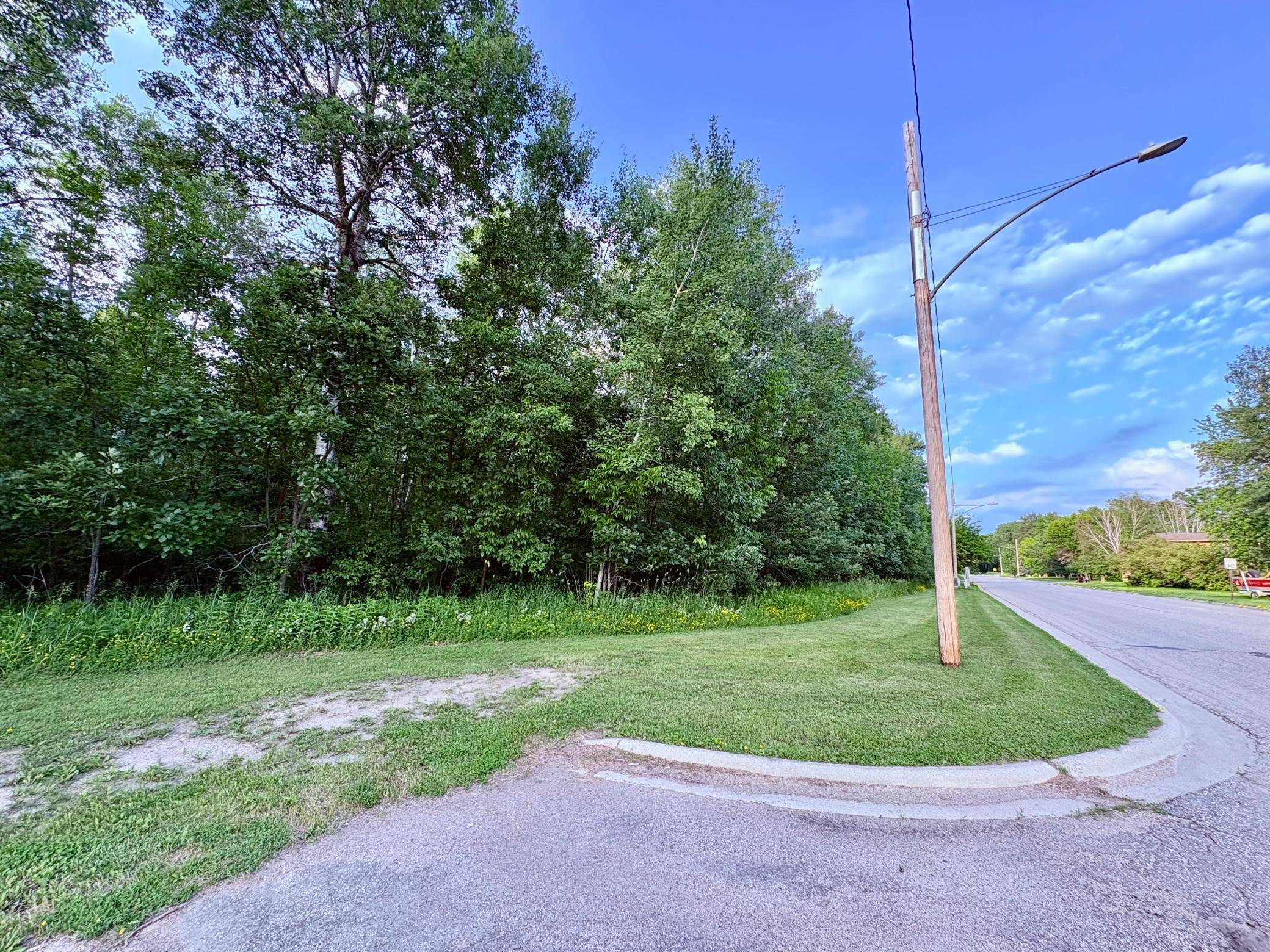 1TBD Minnesota Ave NE, Warroad, MN 56763