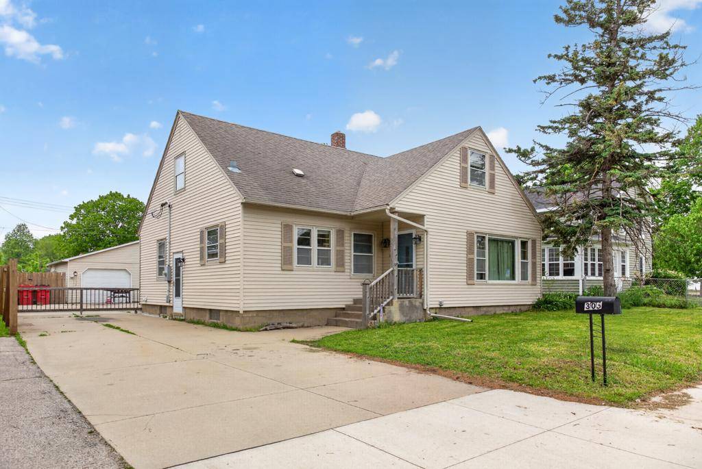 305 N Mantorville AVE, Kasson, MN 55944