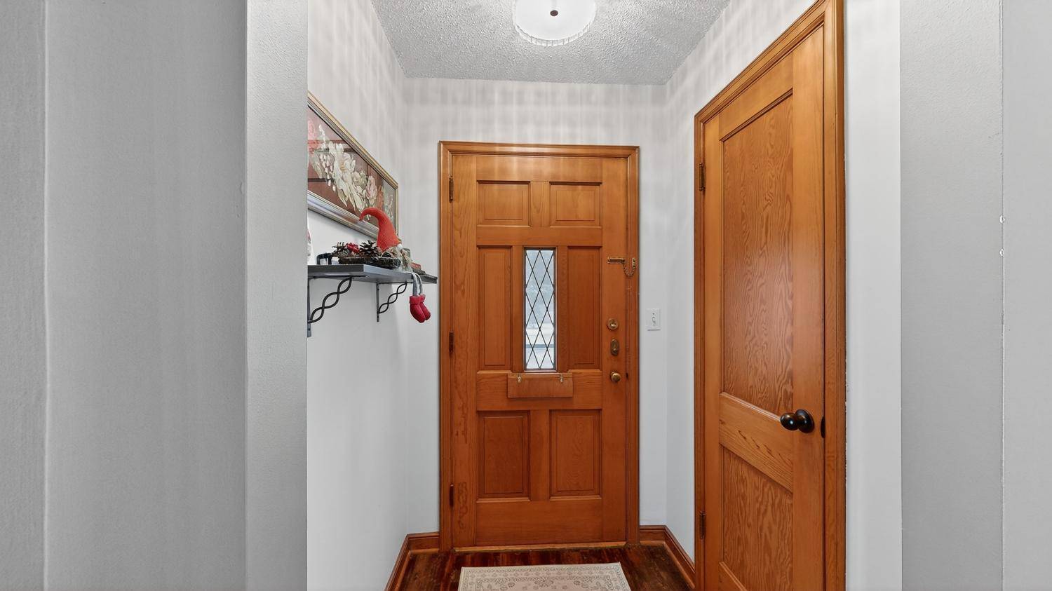 305 N Mantorville AVE, Kasson, MN 55944