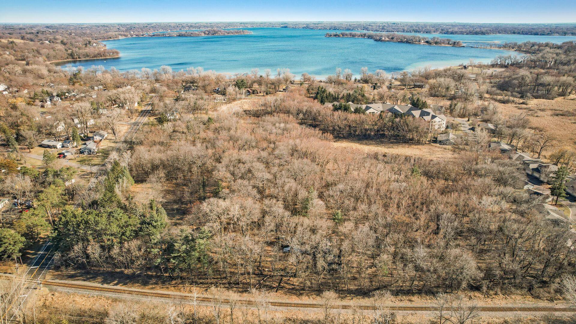 5285 Northwest AVE, White Bear Lake, MN 55110