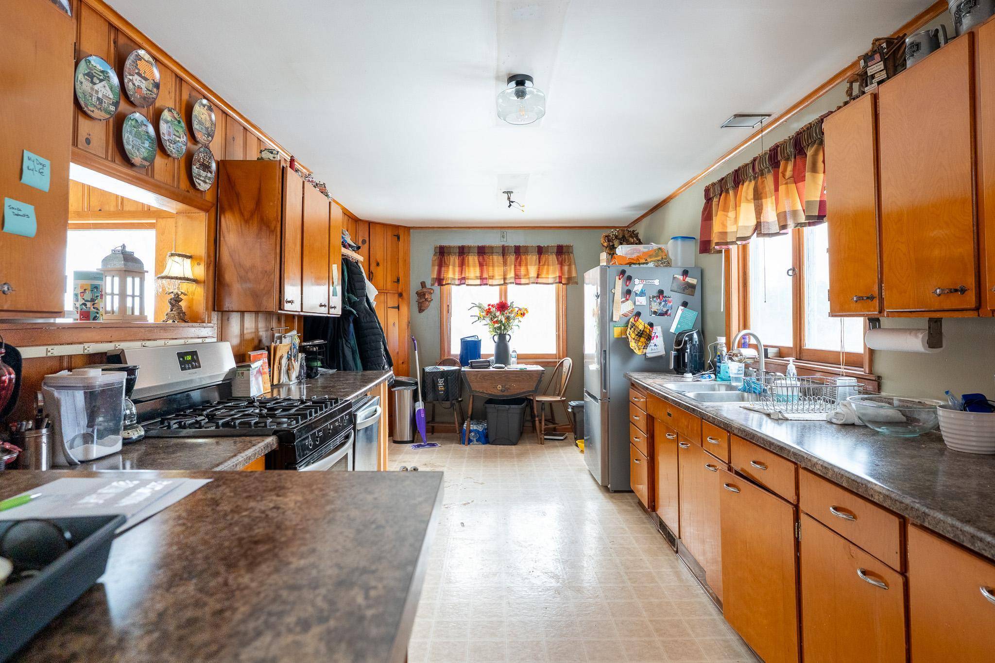 6617 N Shore TRL N, Forest Lake, MN 55025