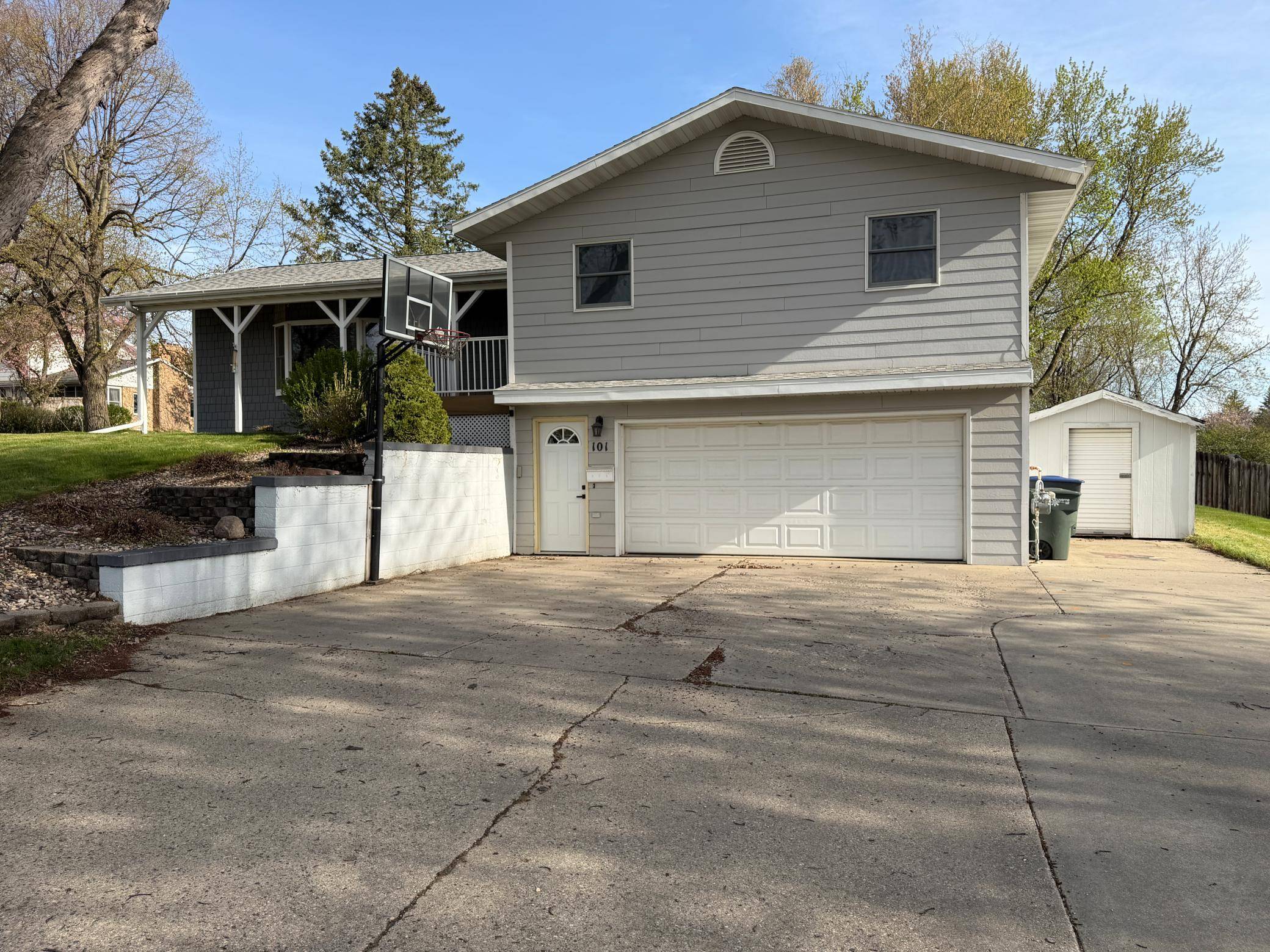 101 E Virginia ST, Luverne, MN 56156