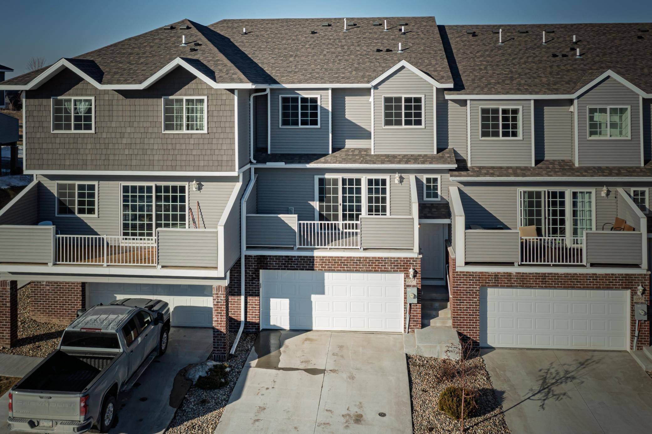 697 Shardlow PL NE, Byron, MN 55920
