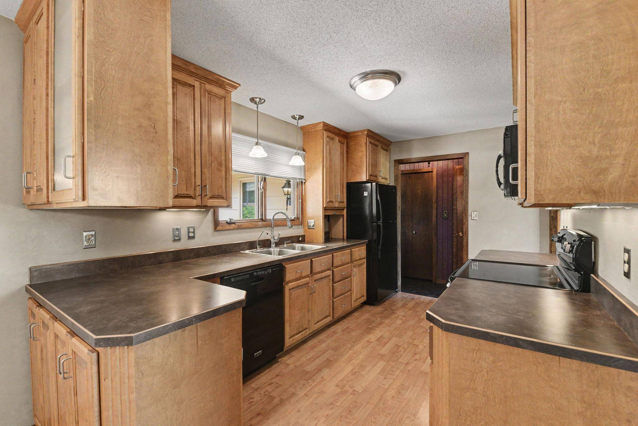 807 7th AVE SE, Pipestone, MN 56164