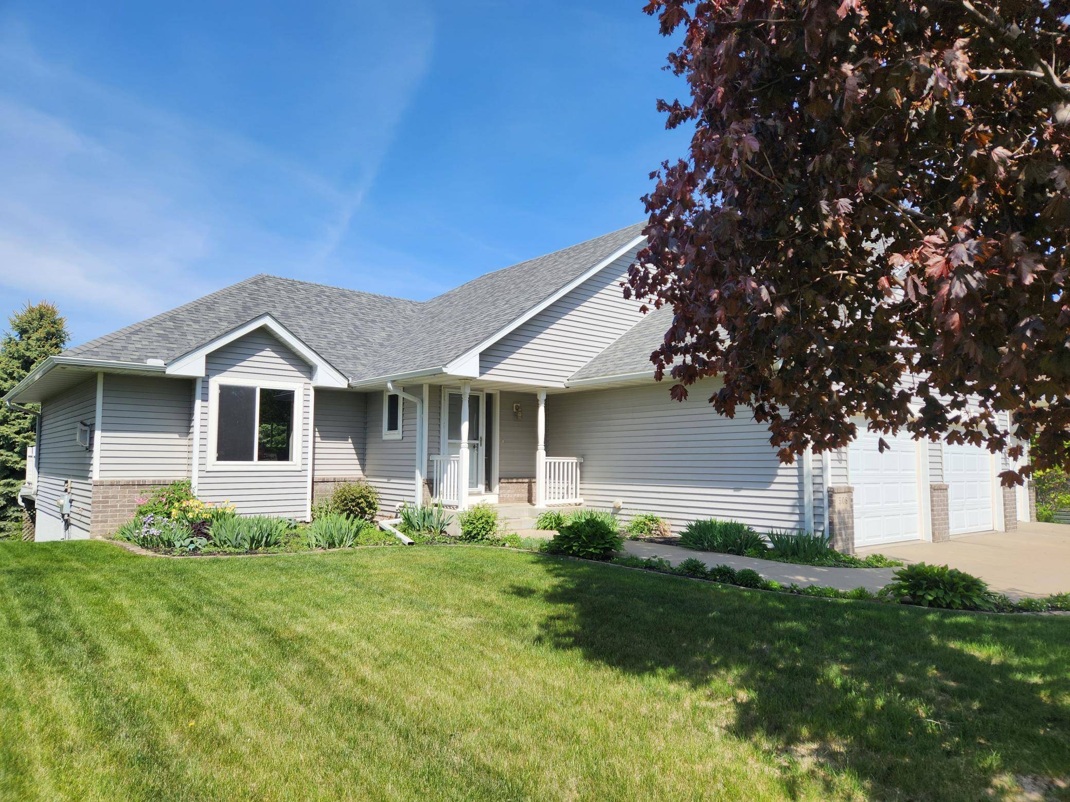 508 Doherty AVE SE, New Prague, MN 56071