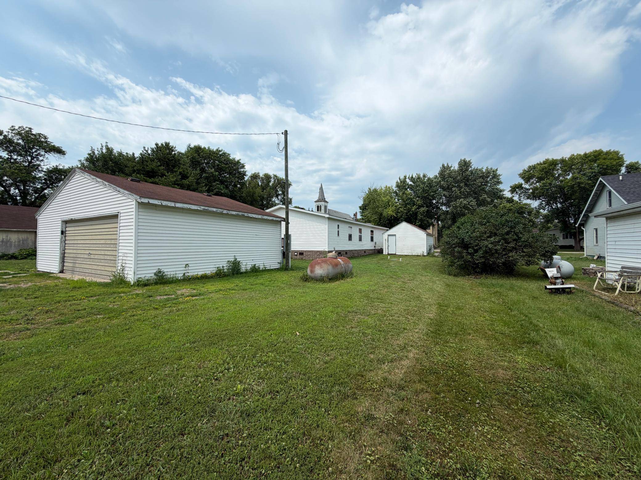204 E 4th ST, Donnelly, MN 56235