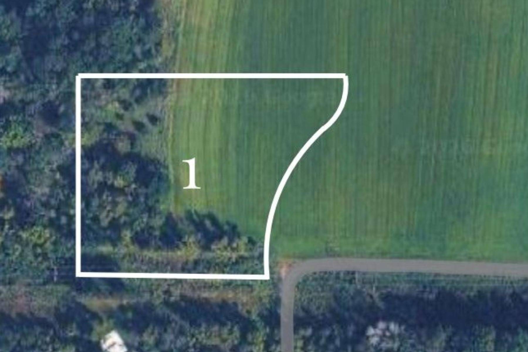 152 (Lot 1) Glen Oaks DR, River Falls, WI 54022