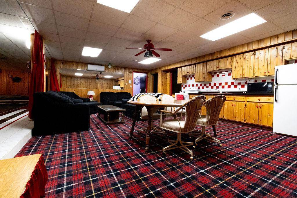 232 N Central AVE N, Duluth, MN 55807
