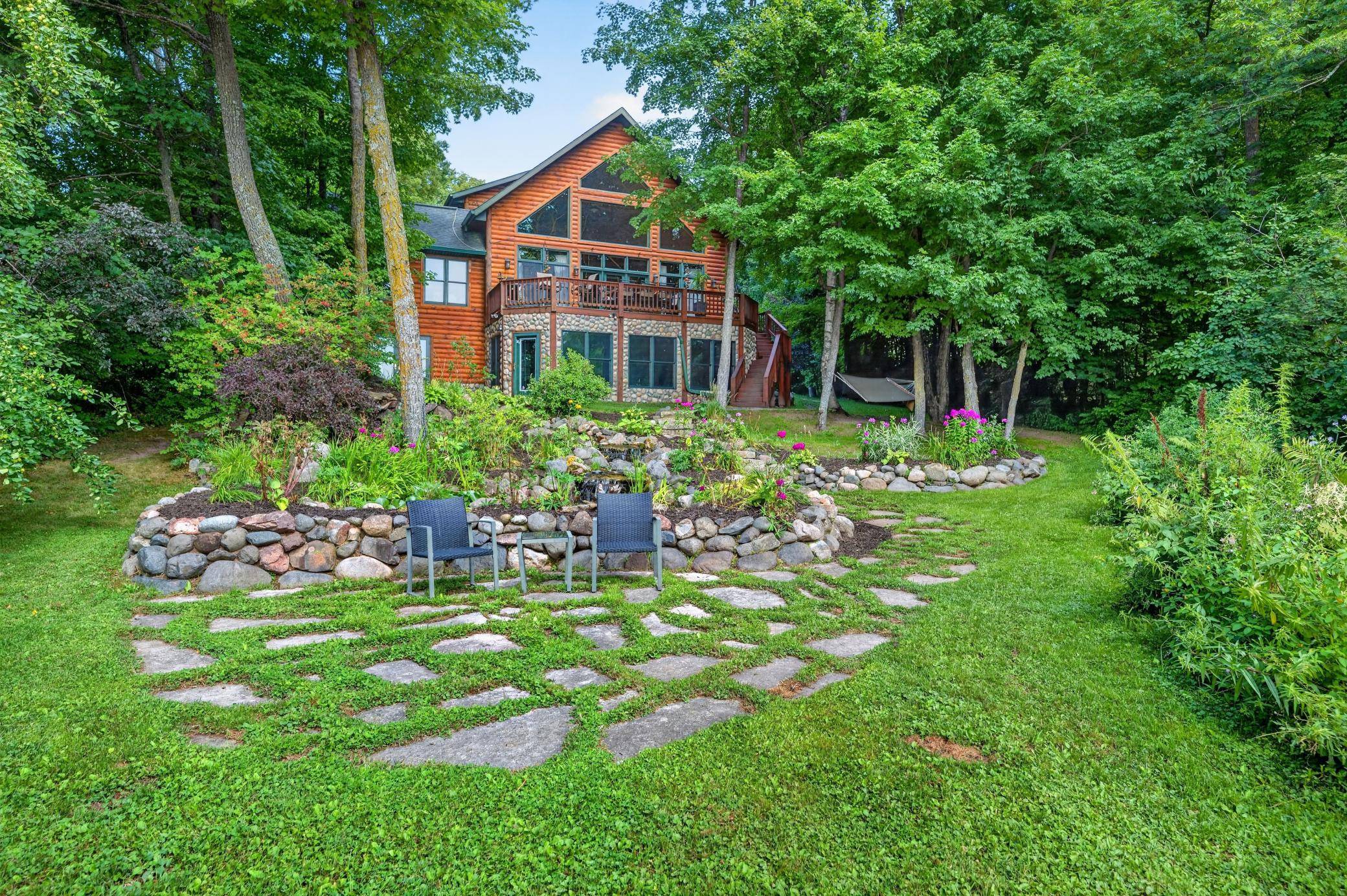 W2325 Belvidere RD, Sarona, WI 54870