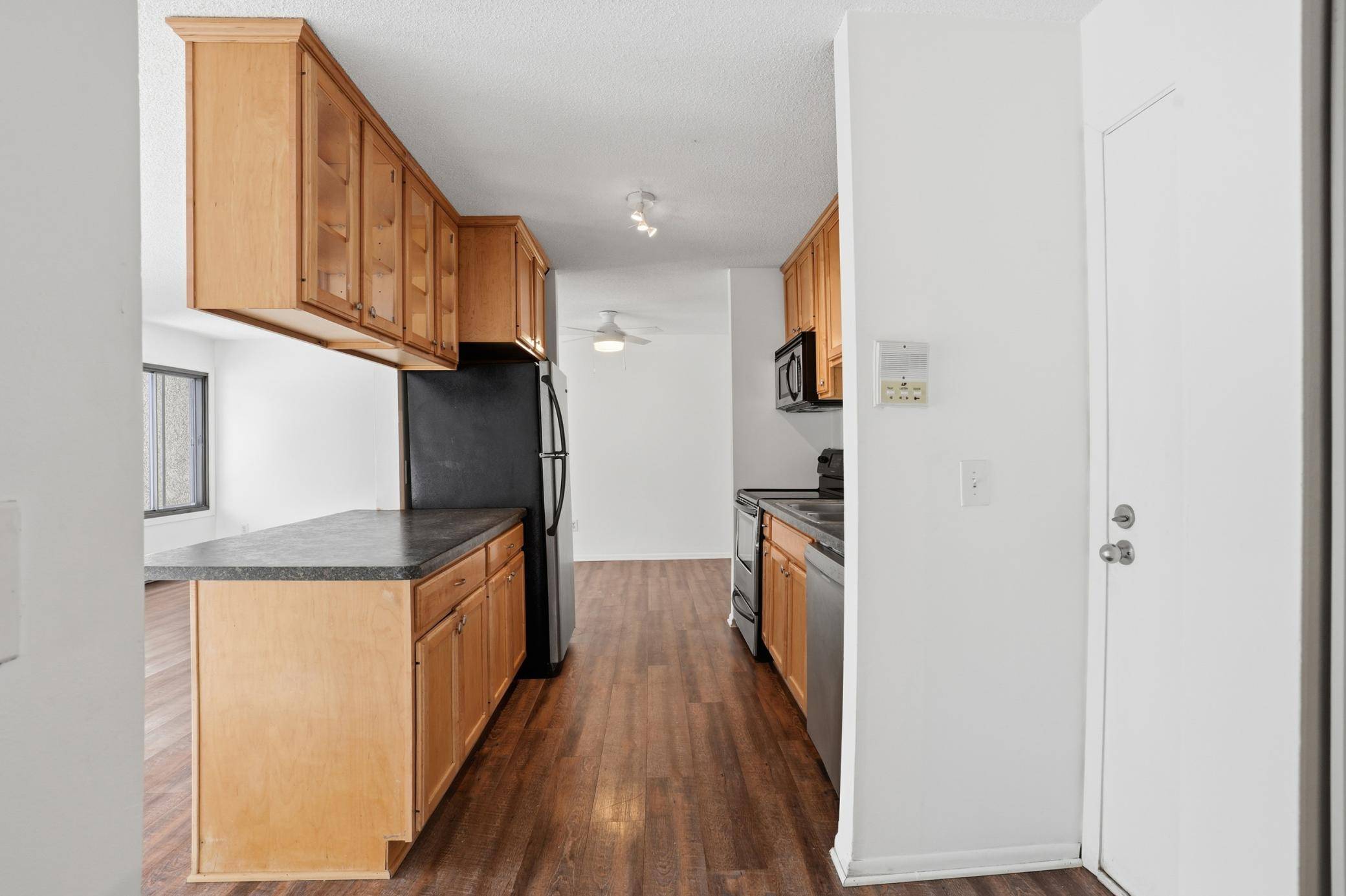 4130 Rahn RD #206, Eagan, MN 55122