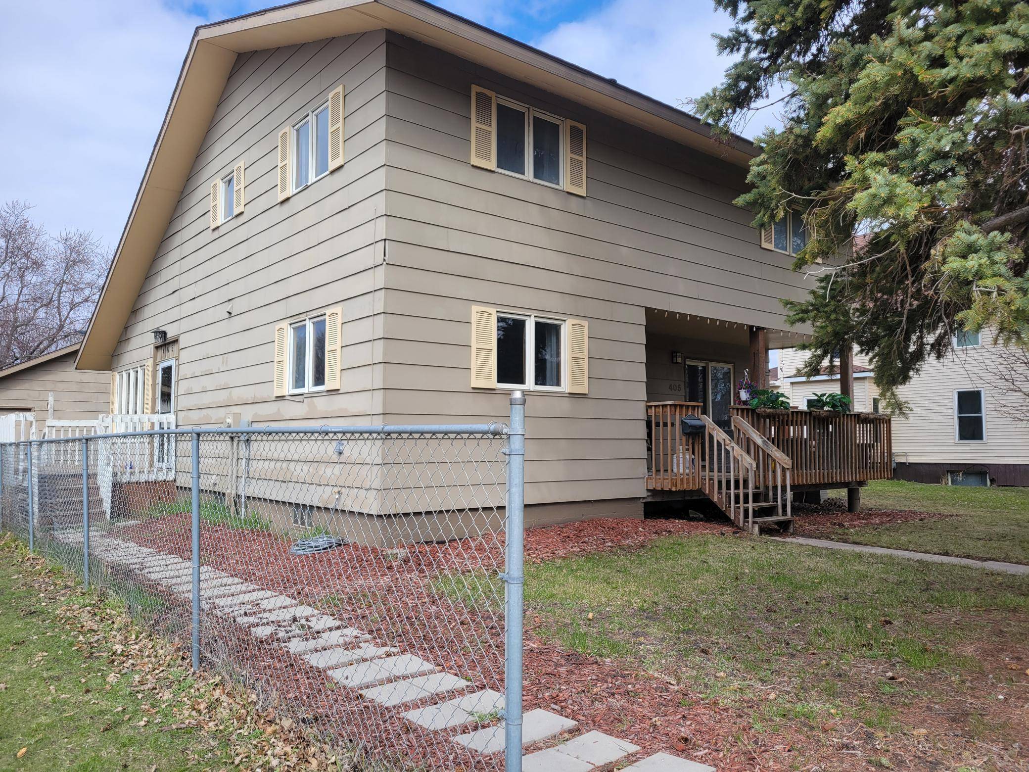 405 Riverside AVE S, Thief River Falls, MN 56701