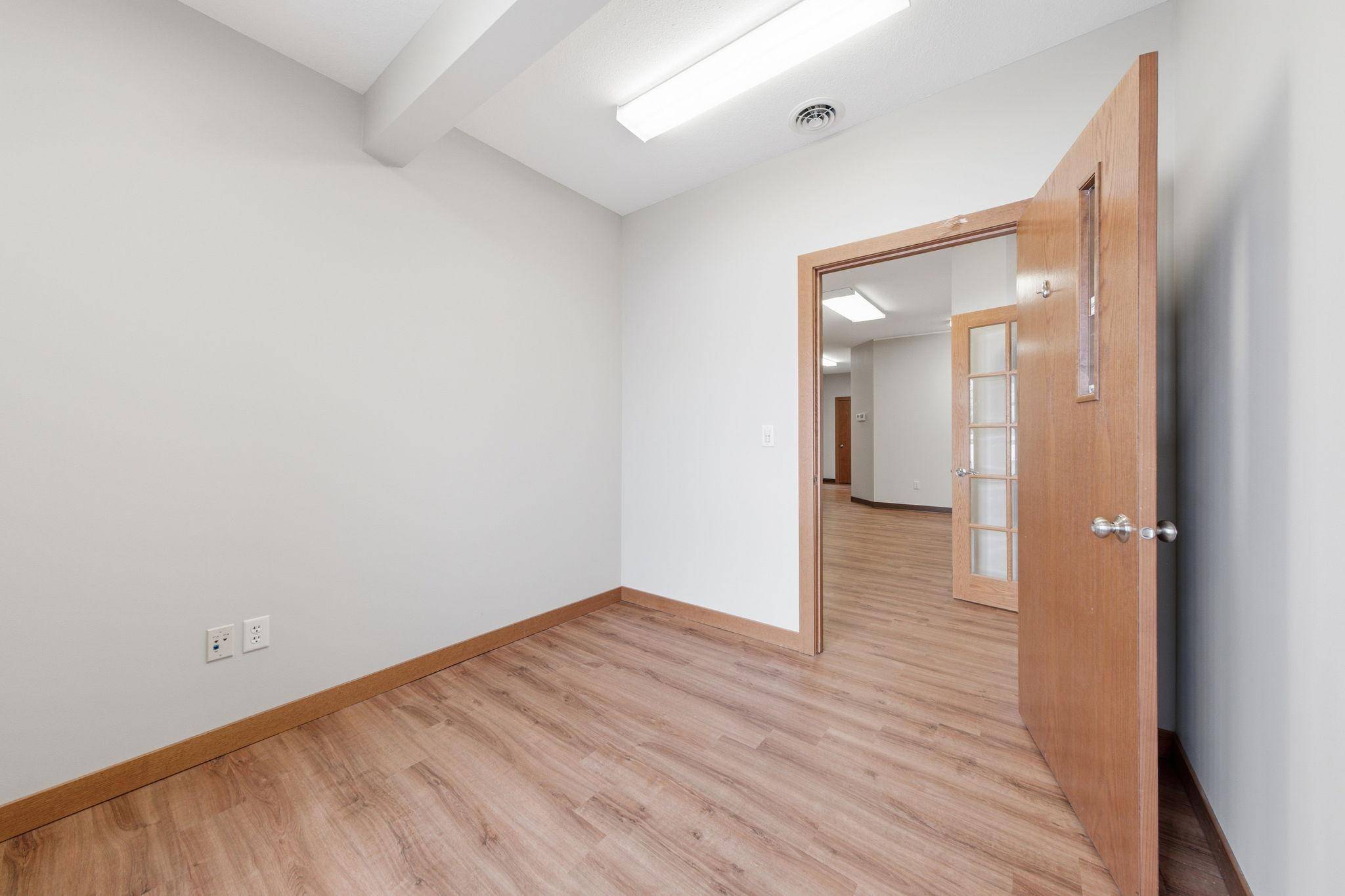 2910 Enloe ST #5, Hudson, WI 54016