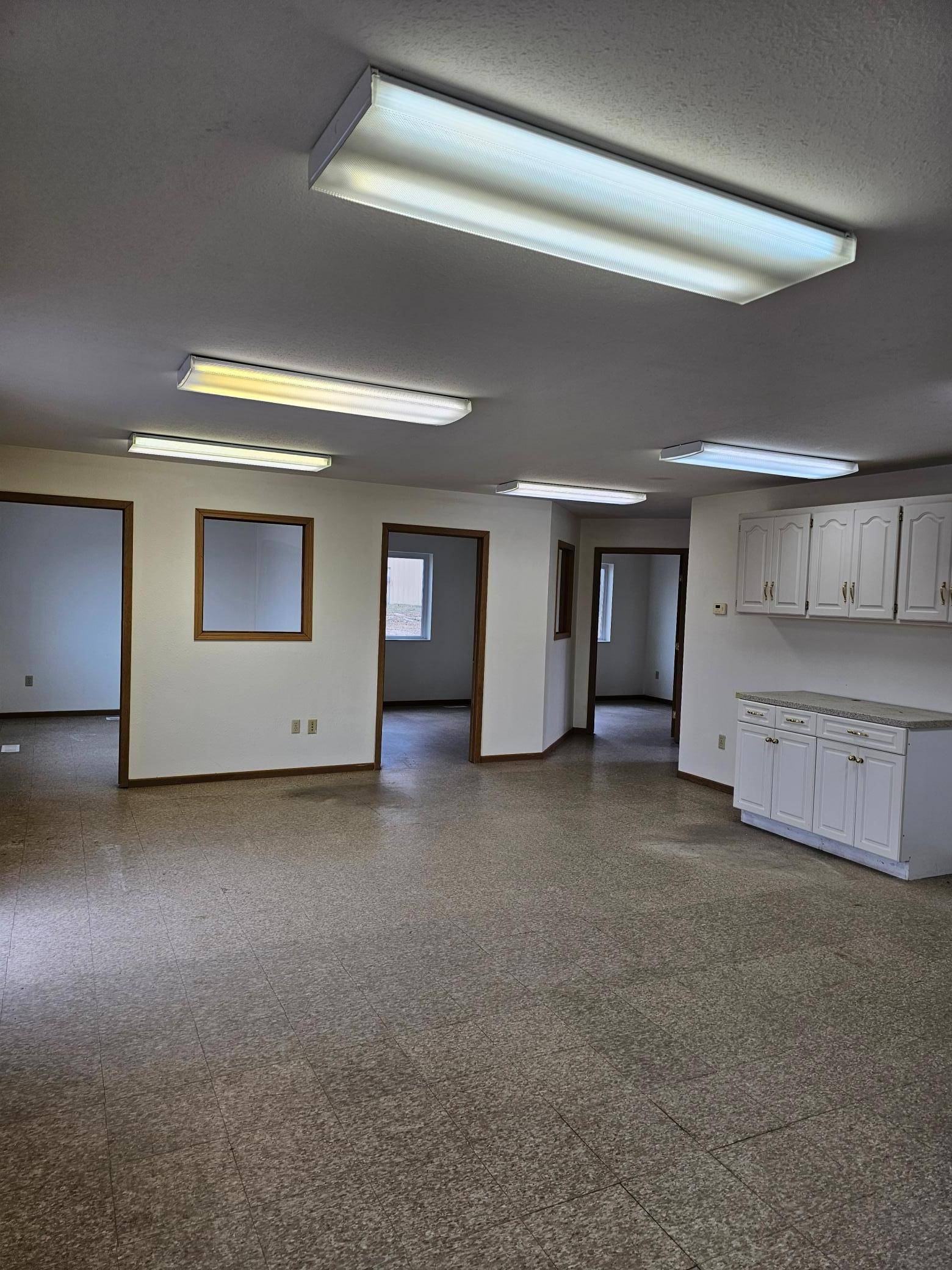 4078 71 HWY NE, Willmar, MN 56201