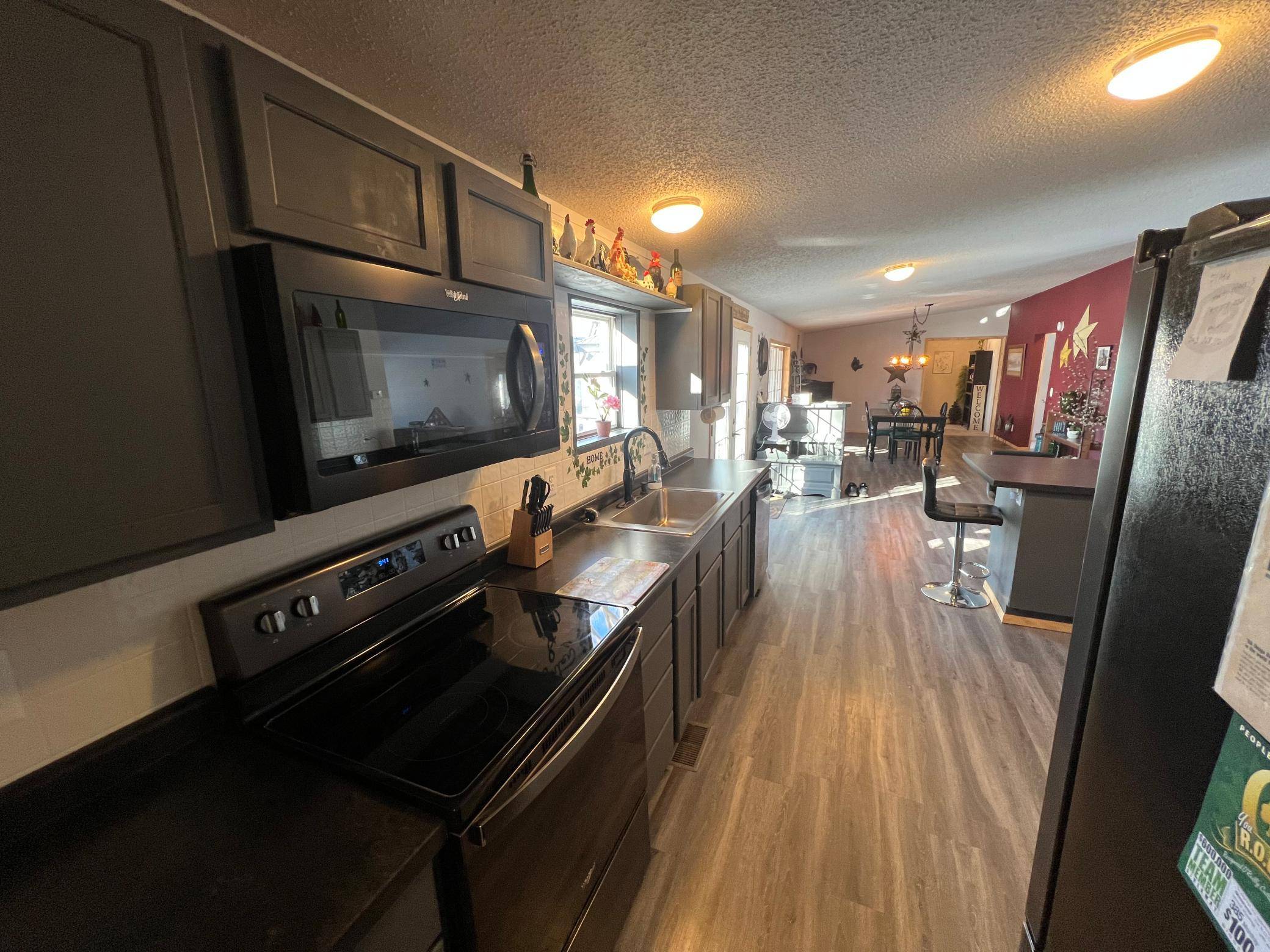 121 3rd ST, Bluffton, MN 56518