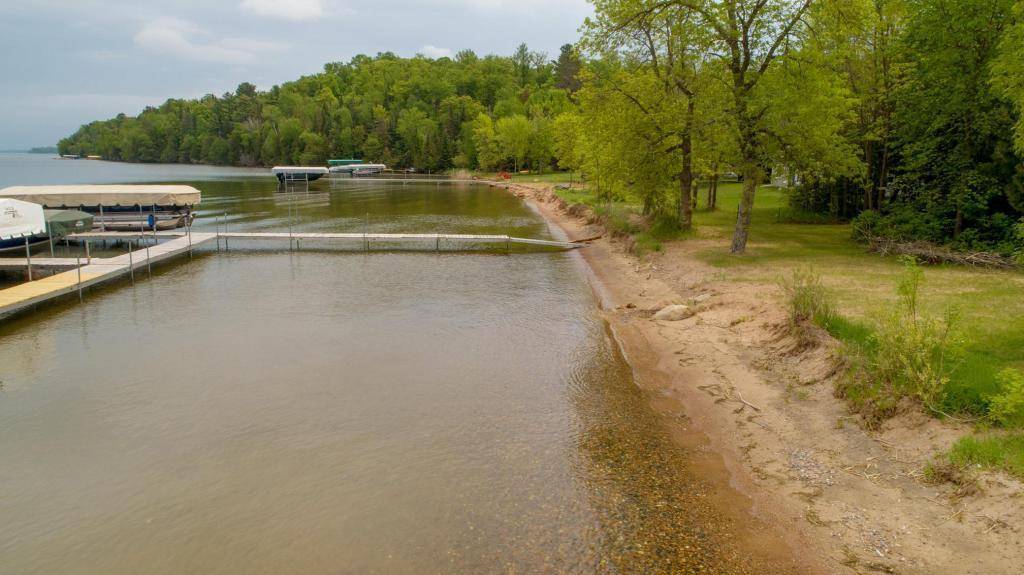 2064 W View DR NW, Walker, MN 56484