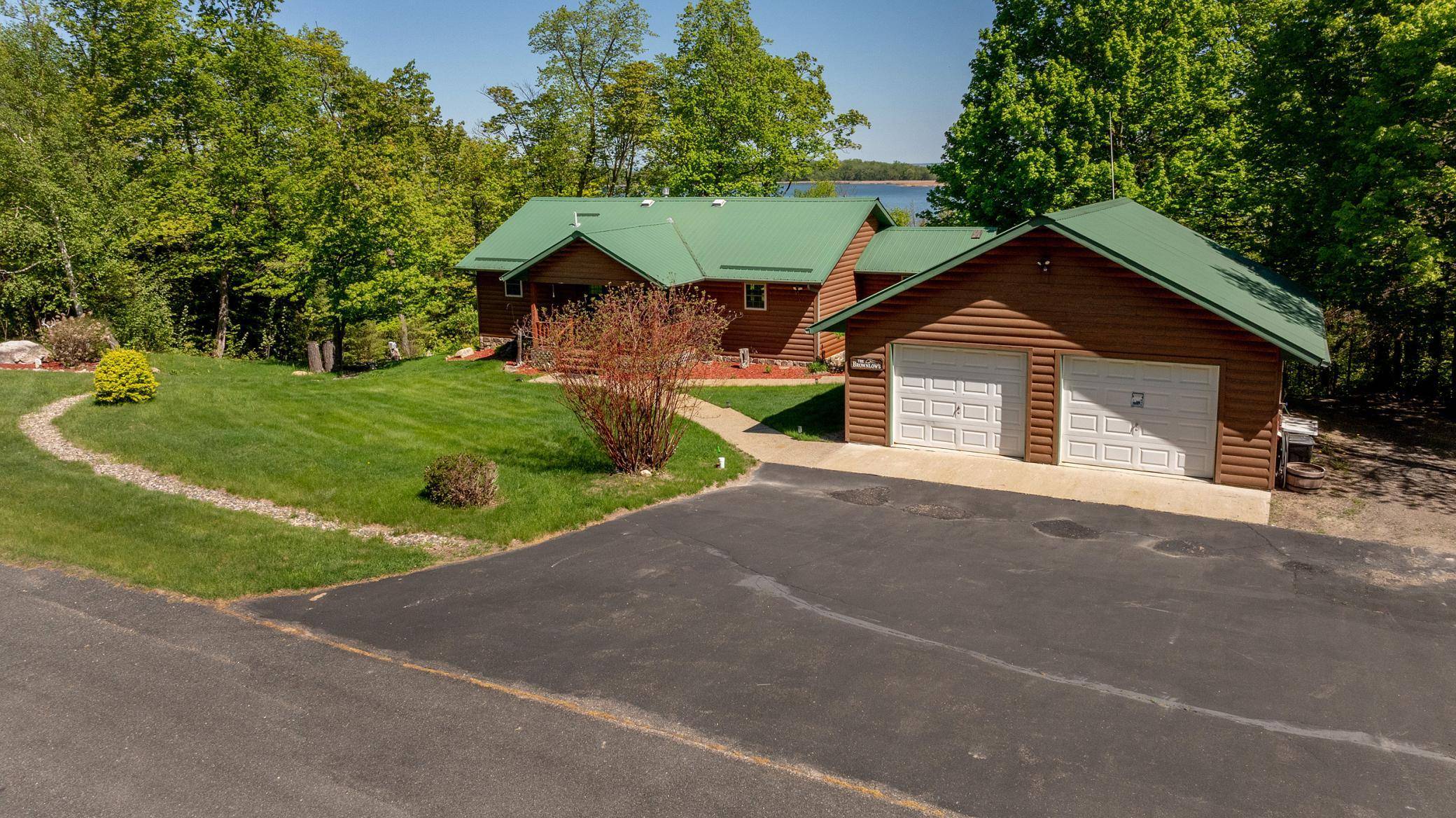 2064 W View DR NW, Walker, MN 56484