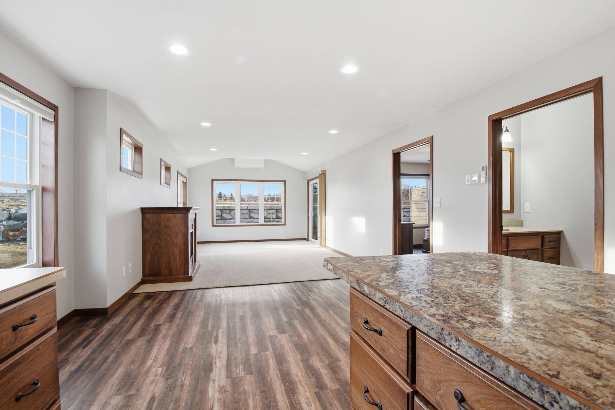 465 Meadowview CT, Paynesville, MN 56362