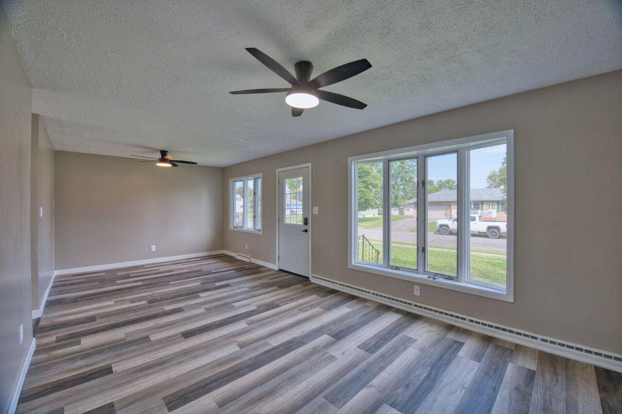 222 Arlington RD, Hoyt Lakes, MN 55750