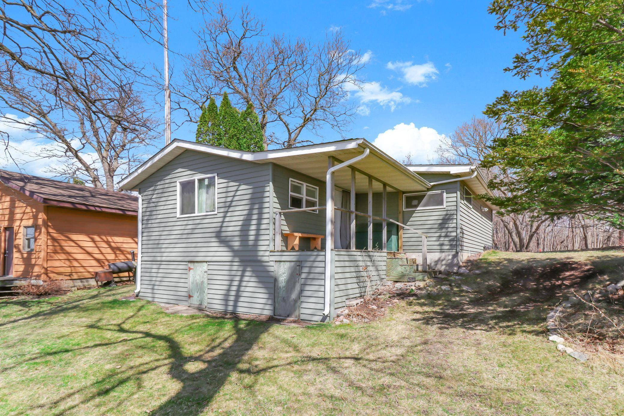 14783 Old Lake RD, Paynesville, MN 56362