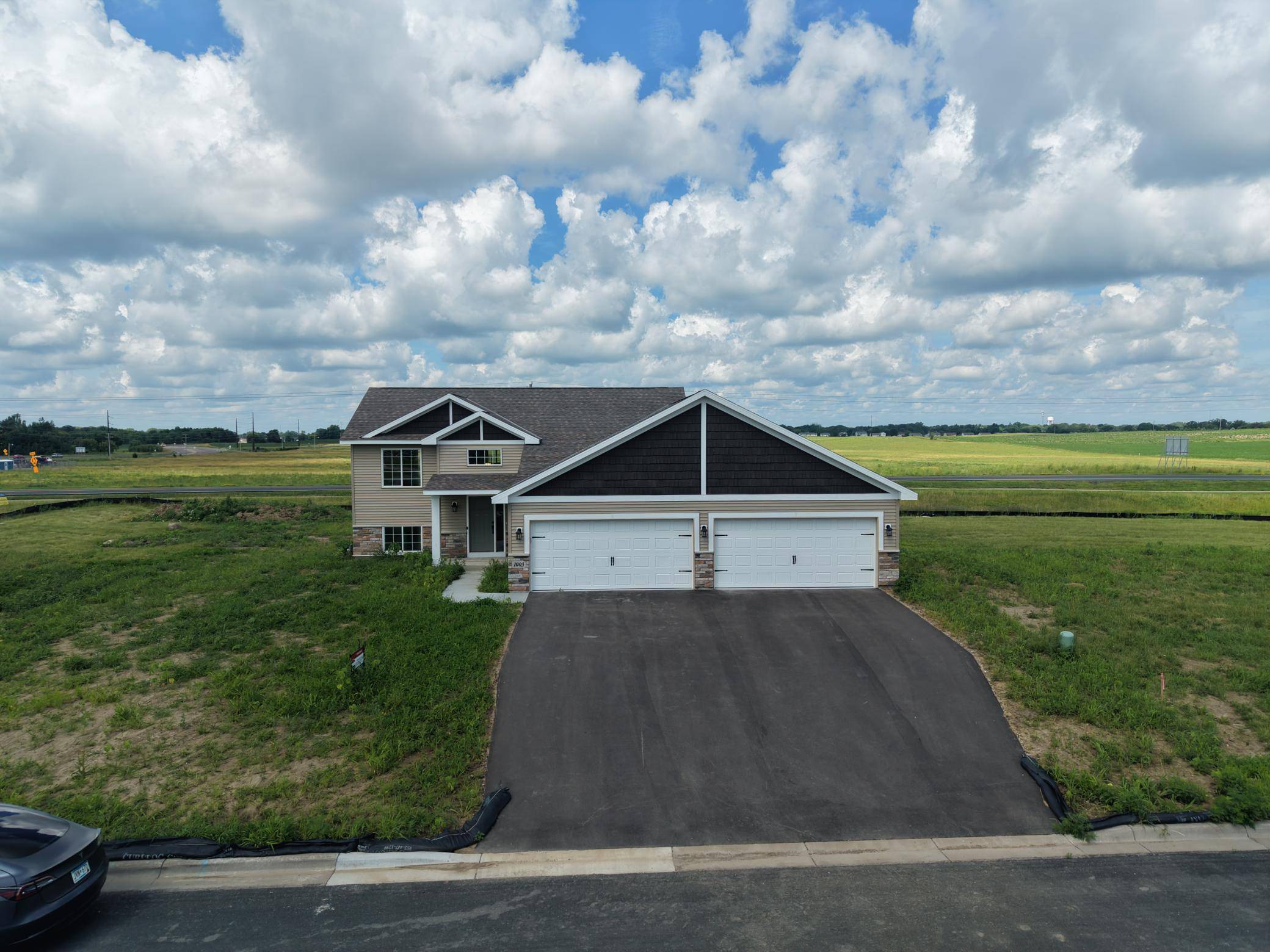 1003 Misty Meadow BLVD, Buffalo, MN 55313