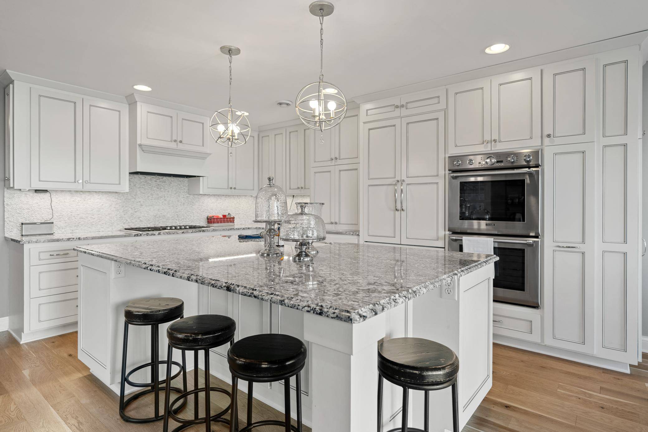 4018 Sunset DR, Spring Park, MN 55384