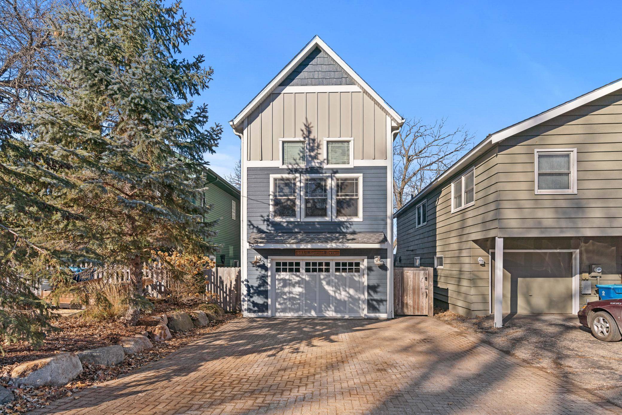 4018 Sunset DR, Spring Park, MN 55384