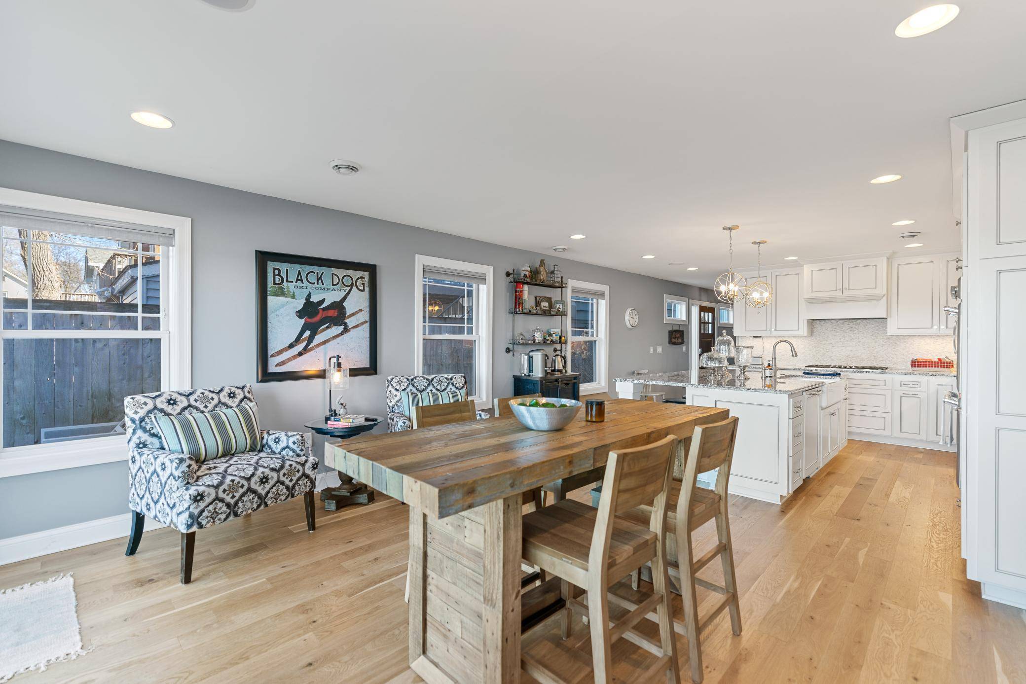 4018 Sunset DR, Spring Park, MN 55384