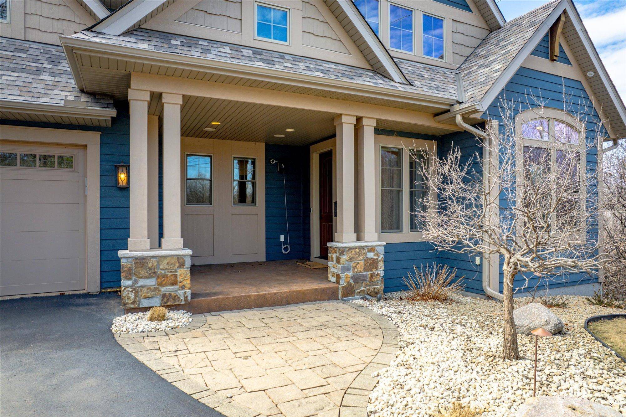 4323 Cedar Lake RD S, Saint Louis Park, MN 55416